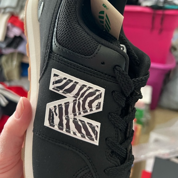 New Balance Zebra Print Sneakers - Picture 11 of 15